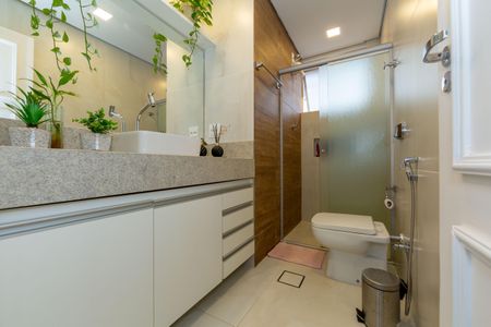 Apartamento à venda com 140m², 4 quartos e 2 vagasBanheiro da Suíte