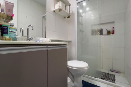 Apartamento à venda com 58m², 2 quartos e 1 vaga Apartamento à venda com 58m², 2 quartos e 1 vagaBanheiro da Suíte