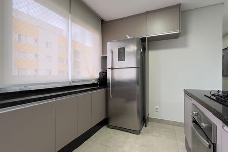 Apartamento à venda com 58m², 2 quartos e 1 vaga Apartamento à venda com 58m², 2 quartos e 1 vagaCozinha e Área de Serviço