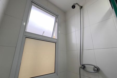 Apartamento à venda com 58m², 2 quartos e 1 vaga Apartamento à venda com 58m², 2 quartos e 1 vagaBanheiro