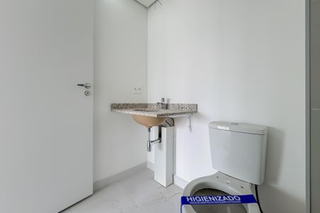 Apartamento à venda com 38m², 1 quarto e 1 vaga Apartamento à venda com 38m², 1 quarto e 1 vagaBanheiro Social