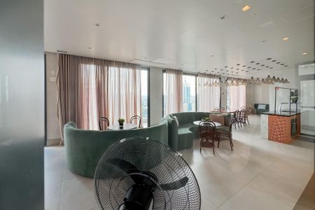 Apartamento à venda com 38m², 1 quarto e 1 vaga Apartamento à venda com 38m², 1 quarto e 1 vagaÁrea comum - Salão de Festas Gourmet