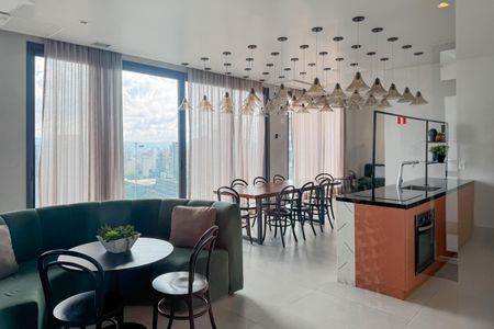 Apartamento à venda com 38m², 1 quarto e 1 vaga Apartamento à venda com 38m², 1 quarto e 1 vagaÁrea comum - Salão de Festas Gourmet