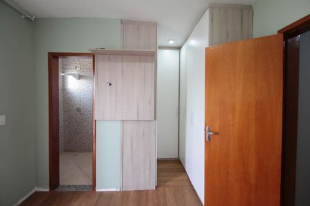 Casa de condomínio para alugar com 110m², 3 quartos e 2 vagasSuíte 1