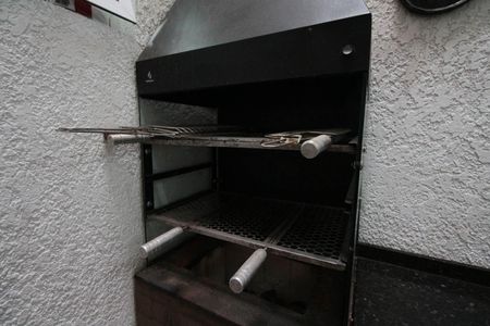 Casa de condomínio para alugar com 110m², 3 quartos e 2 vagasChurrasqueira