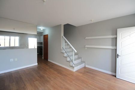 Sala de casa de condomínio para alugar com 3 quartos, 110m² em Penha de França, São Paulo