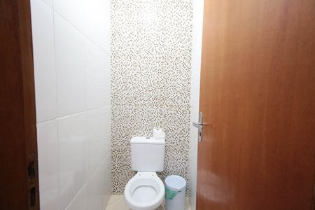 Casa de condomínio para alugar com 110m², 3 quartos e 2 vagasLavabo