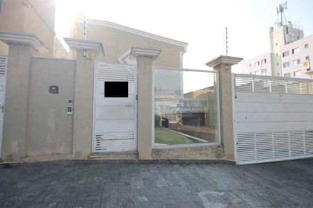 Casa de condomínio para alugar com 110m², 3 quartos e 2 vagasFachada
