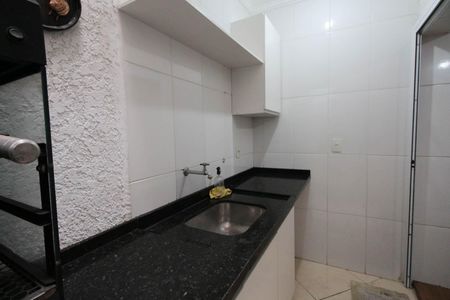 Casa de condomínio para alugar com 110m², 3 quartos e 2 vagasÁrea de Serviço