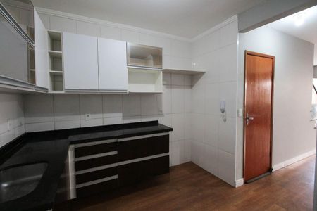 Casa de condomínio para alugar com 110m², 3 quartos e 2 vagasCozinha