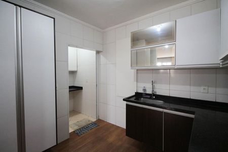 Casa de condomínio para alugar com 110m², 3 quartos e 2 vagasCozinha