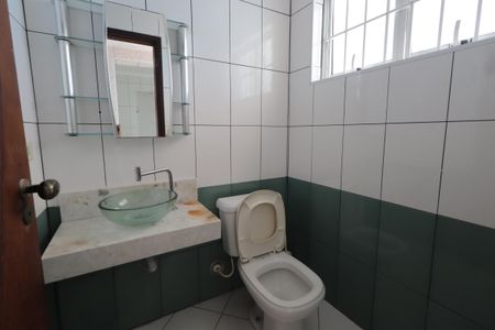 Casa à venda com 400m², 4 quartos e 7 vagasLavabo