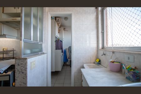 Apartamento à venda com 74m², 2 quartos e 3 vagasÁrea de Serviço