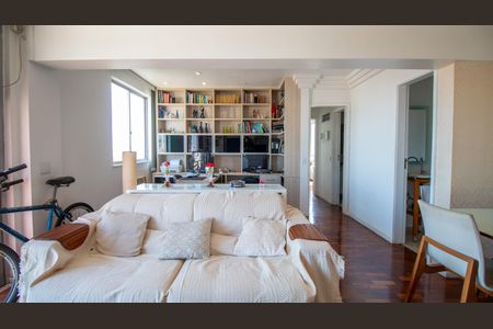 Apartamento à venda com 74m², 2 quartos e 3 vagasSala