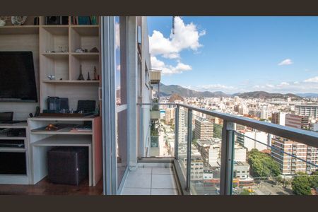 Sala Varanda de apartamento à venda com 2 quartos, 74m² em Tijuca, Rio de Janeiro