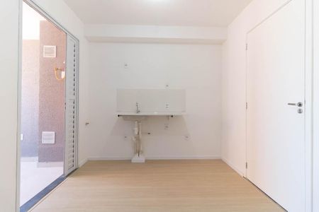 Apartamento para alugar com 30m², 2 quartos e sem vaga Apartamento para alugar com 30m², 2 quartos e sem vagaSala/Cozinha