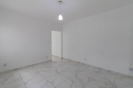 Casa à venda com 180m², 3 quartos e 3 vagasSala