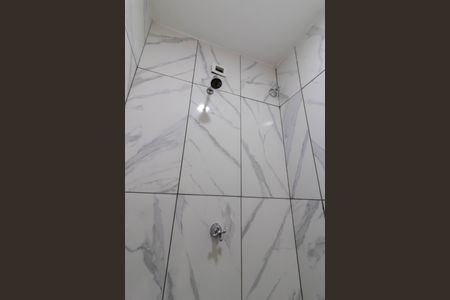 Casa à venda com 180m², 3 quartos e 3 vagasBanheiro da Suíte