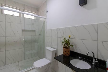 Casa à venda com 180m², 3 quartos e 3 vagasBanheiro Social