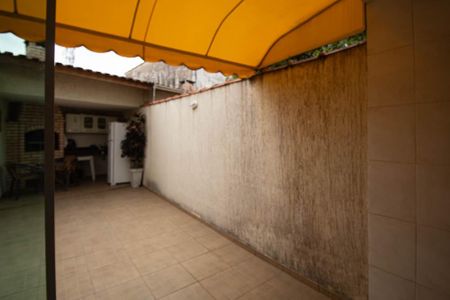 Casa à venda com 143m², 3 quartos e 2 vagas Casa à venda com 143m², 3 quartos e 2 vagasÁrea de Serviço