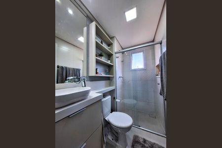 Apartamento à venda com 65m², 2 quartos e 2 vagasBanheiro da Suíte