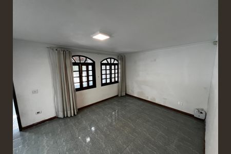 Sala de casa à venda com 3 quartos, 240m² em Vila Ester (zona Norte), São Paulo