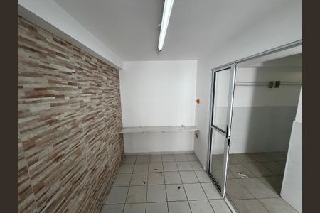 Casa à venda com 240m², 3 quartos e 2 vagasLavanderia