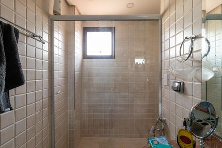 Apartamento à venda com 96m², 2 quartos e 2 vagasBanheiro da Suíte 2