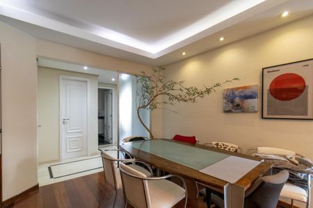 Apartamento à venda com 96m², 2 quartos e 2 vagasSala