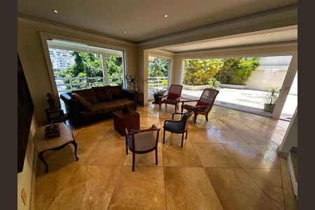 Casa à venda com 5 quartos, 1200m² em Leblon, Rio de Janeiro