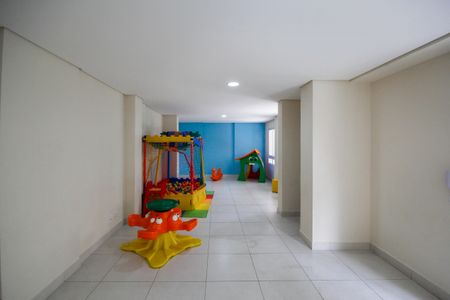 Apartamento à venda com 57m², 2 quartos e 1 vagaÁrea comum 