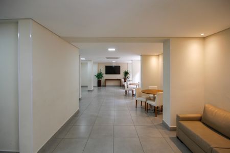 Apartamento à venda com 57m², 2 quartos e 1 vagaÁrea comum 