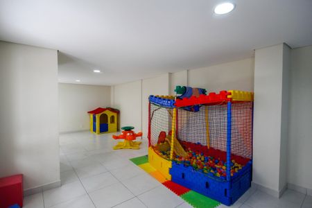 Apartamento à venda com 57m², 2 quartos e 1 vagaÁrea comum 