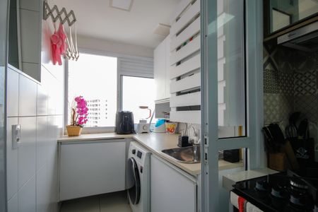 Apartamento à venda com 57m², 2 quartos e 1 vagaÁrea de Serviço