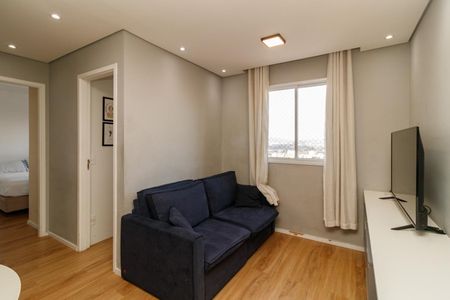 Apartamento à venda com 44m², 2 quartos e 1 vaga Apartamento à venda com 44m², 2 quartos e 1 vagaSala