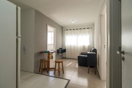 Sala de apartamento para alugar com 2 quartos, 36m² em Fazenda da Juta, São Paulo