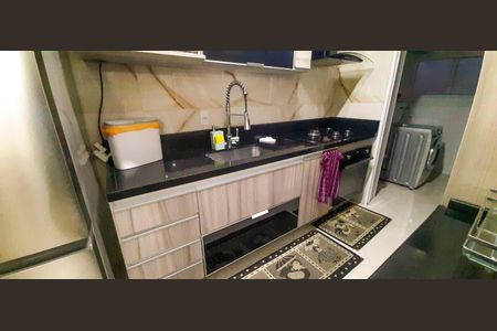 Apartamento à venda com 104m², 3 quartos e 2 vagasCozinha