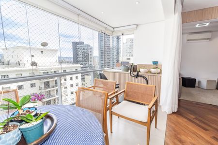 Apartamento à venda com 127m², 3 quartos e 3 vagasVaranda