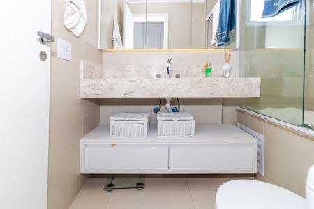 Apartamento à venda com 127m², 3 quartos e 3 vagasBanheiro da Suíte 1