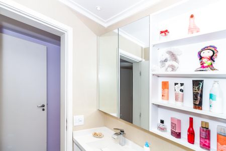 Apartamento à venda com 127m², 3 quartos e 3 vagasBanheiro da Suíte 2