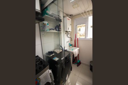 Apartamento à venda com 58m², 2 quartos e 1 vaga Apartamento à venda com 58m², 2 quartos e 1 vagaCozinha e Área de Serviço