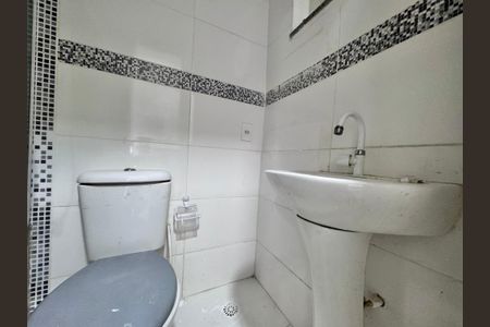 Banheiro Social de apartamento para alugar com 1 quarto, 80m² em Vargem Grande, Rio de Janeiro