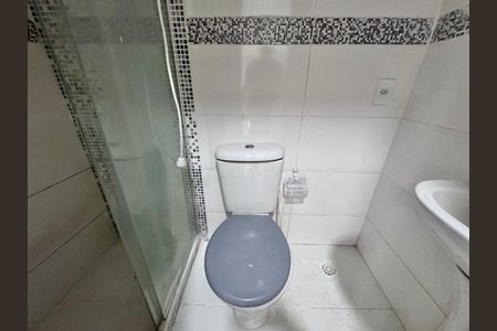Banheiro Social de apartamento para alugar com 1 quarto, 80m² em Vargem Grande, Rio de Janeiro