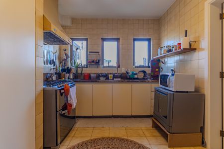 Apartamento à venda com 246m², 4 quartos e 4 vagas Apartamento à venda com 246m², 4 quartos e 4 vagasCozinha