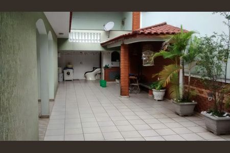 Casa à venda com 3 quartos, 430m² em Jardim Iva, São Paulo