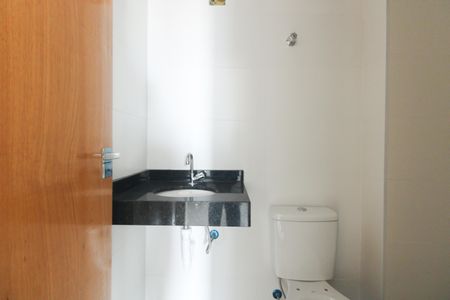 Apartamento à venda com 36m², 2 quartos e sem vaga Apartamento à venda com 36m², 2 quartos e sem vagaBanheiro