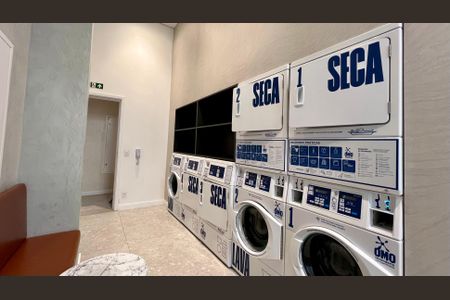Studio para alugar com 25m², 1 quarto e sem vaga Studio para alugar com 25m², 1 quarto e sem vagaÁrea comum - Lavanderia