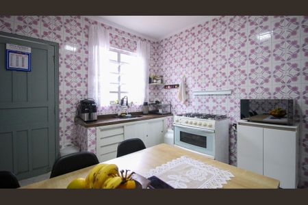 Casa à venda com 150m², 2 quartos e 2 vagas Casa à venda com 150m², 2 quartos e 2 vagasCozinha