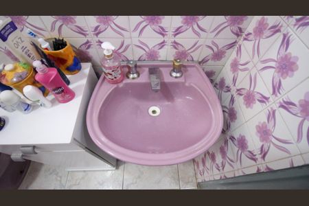 Casa à venda com 150m², 2 quartos e 2 vagas Casa à venda com 150m², 2 quartos e 2 vagasBanheiro