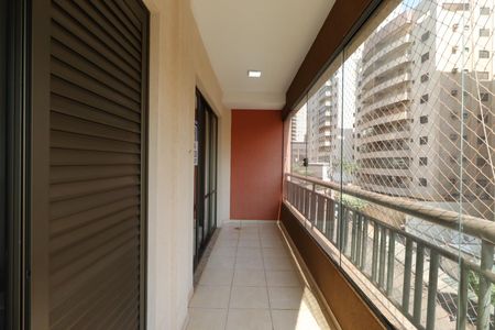 Apartamento para alugar com 117m², 3 quartos e 2 vagasSacada